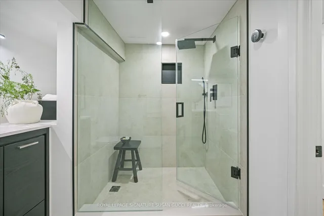 Additional image 40 of 238 Coleridge Ave