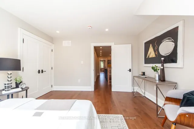 Additional image 32 of 186 Milverton Blvd