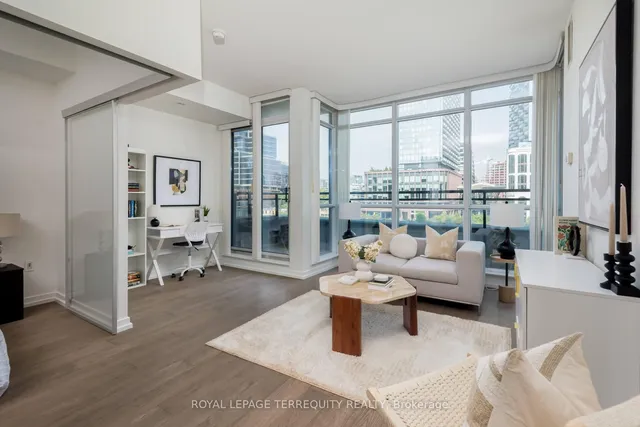 Additional image 13 of 25 Capreol Crt Unit 303