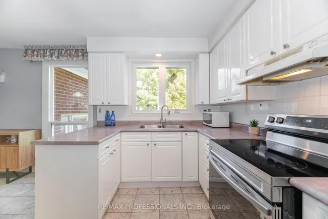 Additional image 15 of 39 Elmcrest Rd