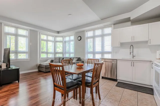 Additional image 8 of 9 Pine St Unit 28