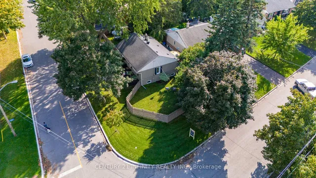 Additional image 9 of 43 Colonial Ave