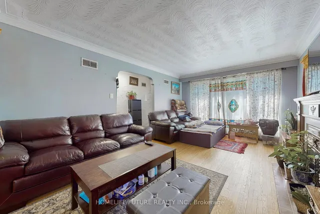 Additional image 10 of 1013 Islington Ave