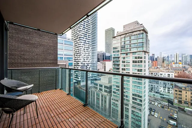 Additional image 17 of 33 Lombard St Unit 1603