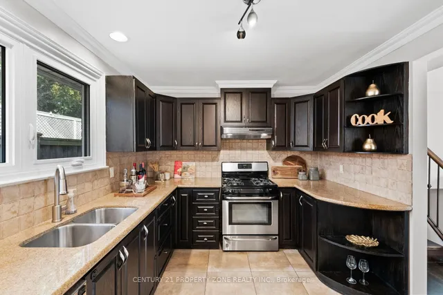 Additional image 6 of 7 Rodarick Dr