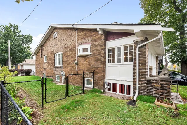 Additional image 47 of 2099 Gerrard St