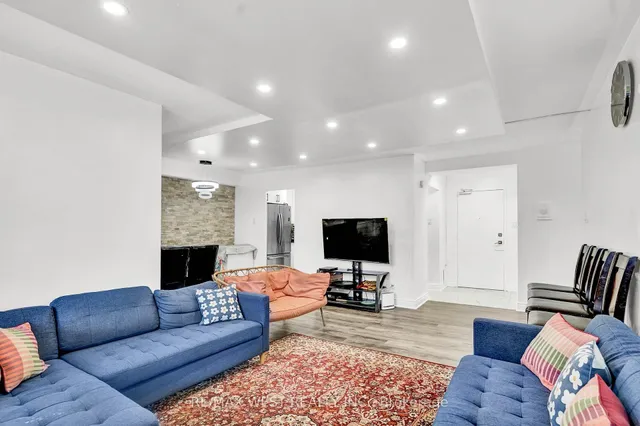 Additional image 9 of 2825 Islington Ave Unit 102