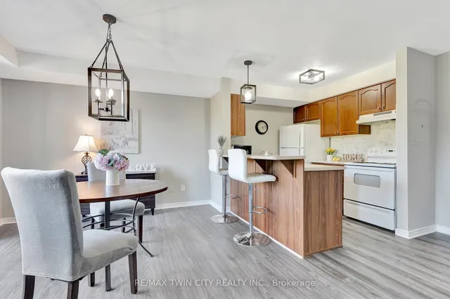 Additional image 11 of 45 Cedarhill Cres Unit 1D