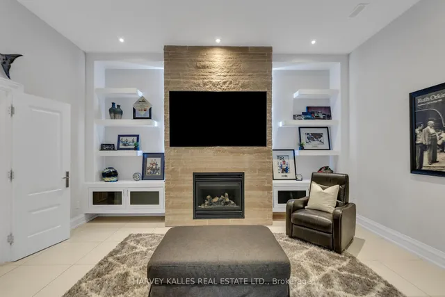 Additional image 38 of 292 Johnston Ave