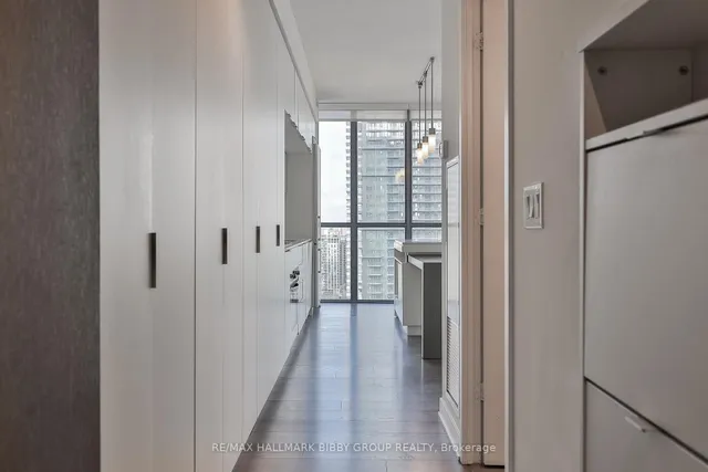Additional image 27 of 110 Charles St Unit 2904