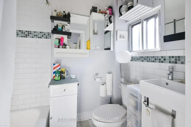 Additional image 24 of 116 Jones Ave