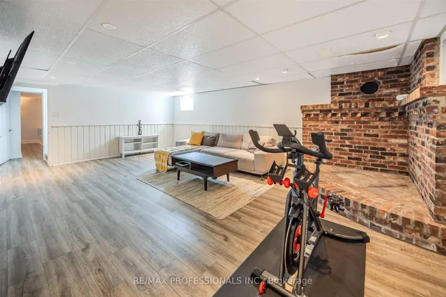 Additional image 29 of 16 Monet Ave