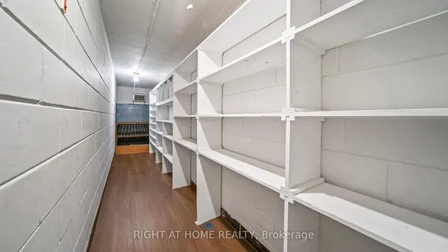 Additional image 31 of 17 Glen Meadow Crt