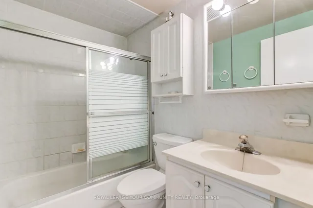 Additional image 16 of 17 Truro Cres