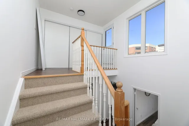 Additional image 41 of 18 Laidlaw St Unit 1005
