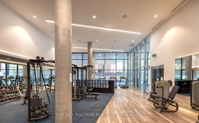 Additional image 10 of 161 Roehampton Ave Unit 2809