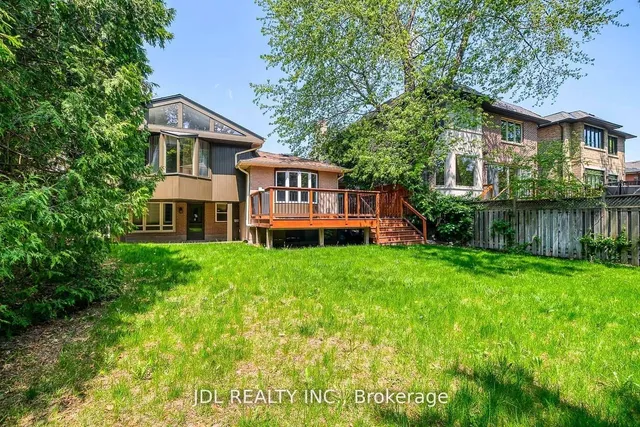 Additional image 28 of 87 Munro Blvd