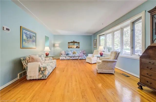 Additional image 6 of 15 Buttonwood Dr