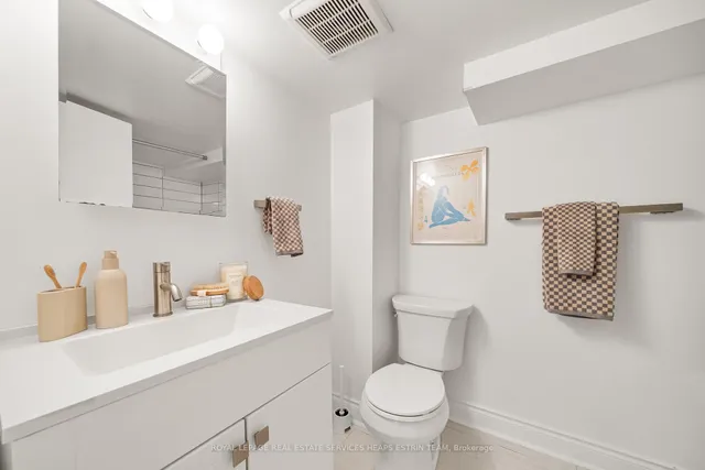 Additional image 30 of 386 Crawford St