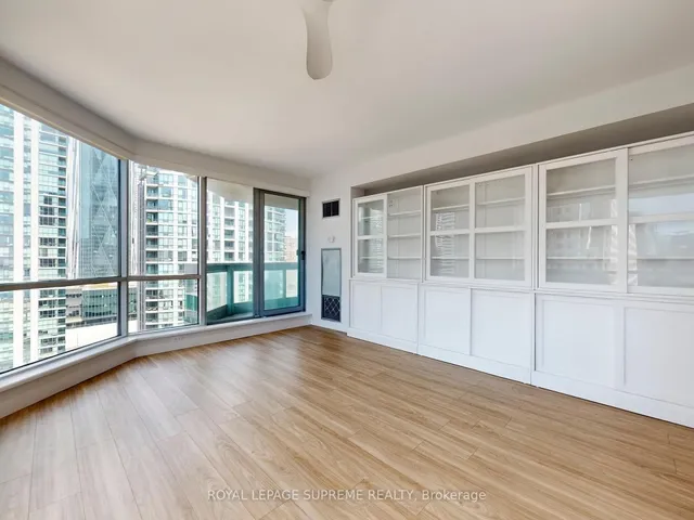 Additional image 15 of 10 Queens Quay Unit 2210