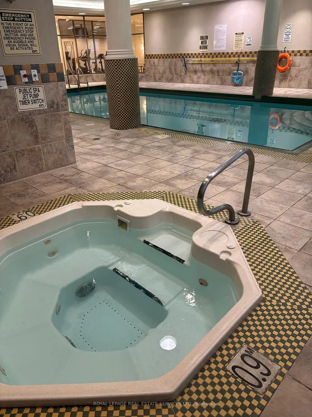 Additional image 20 of 5229 Dundas St Unit 1210