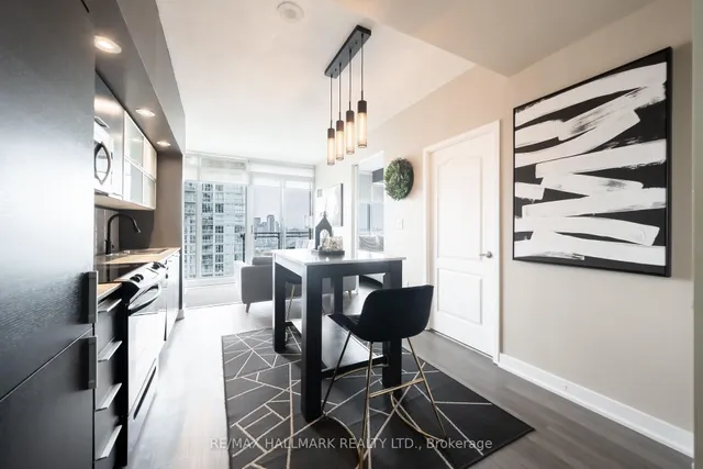Additional image 11 of 25 Capreol Crt Unit 3008