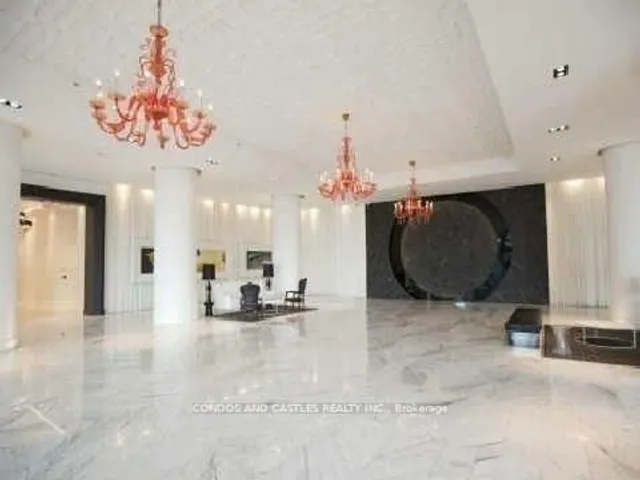 Additional image 9 of 90 Park Lawn Rd Unit 2905