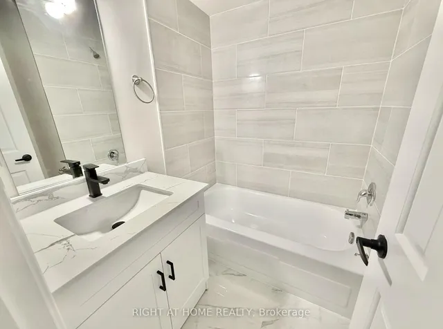 Additional image 11 of 2 Wooded Carse Way Unit 13