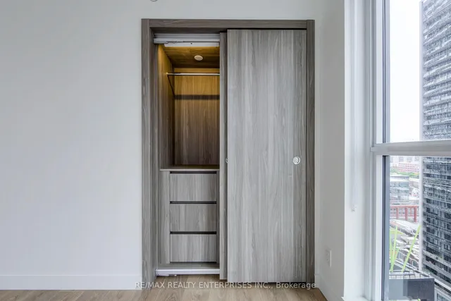 Additional image 17 of 38 Widmer St Unit 1901