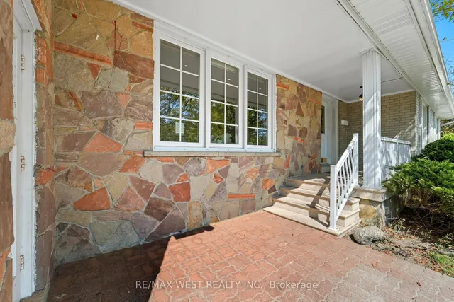 Additional image 32 of 204 Jeffcoat Dr