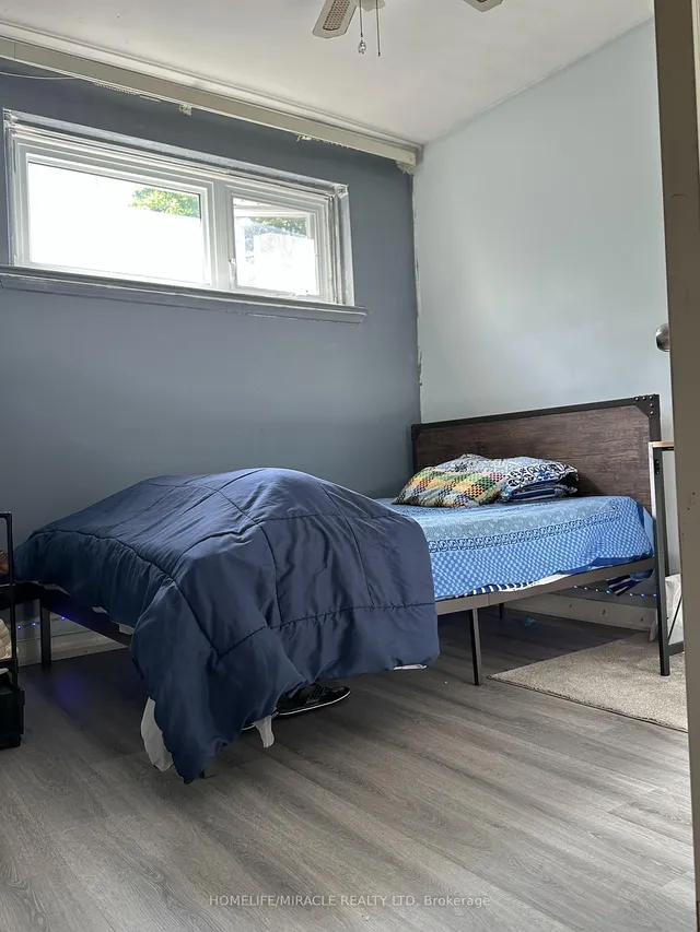 Additional image 11 of 140 Porchester Dr