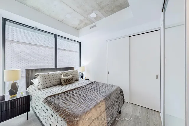 Additional image 13 of 195 McCaul St Unit 1011