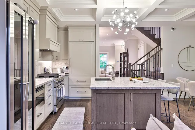 Additional image 21 of 2638A Bayview Ave