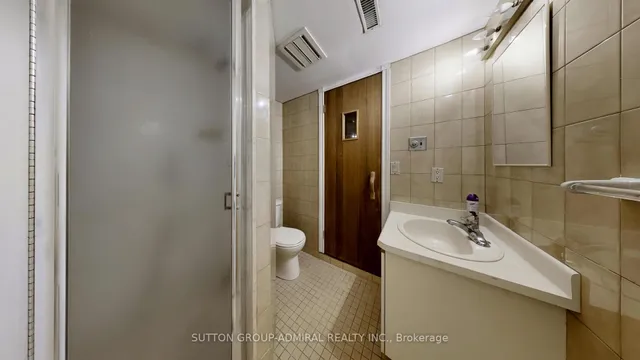 Additional image 43 of 33 Carnival Crt