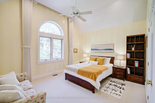 Additional image 32 of 221 St Leonard's Ave