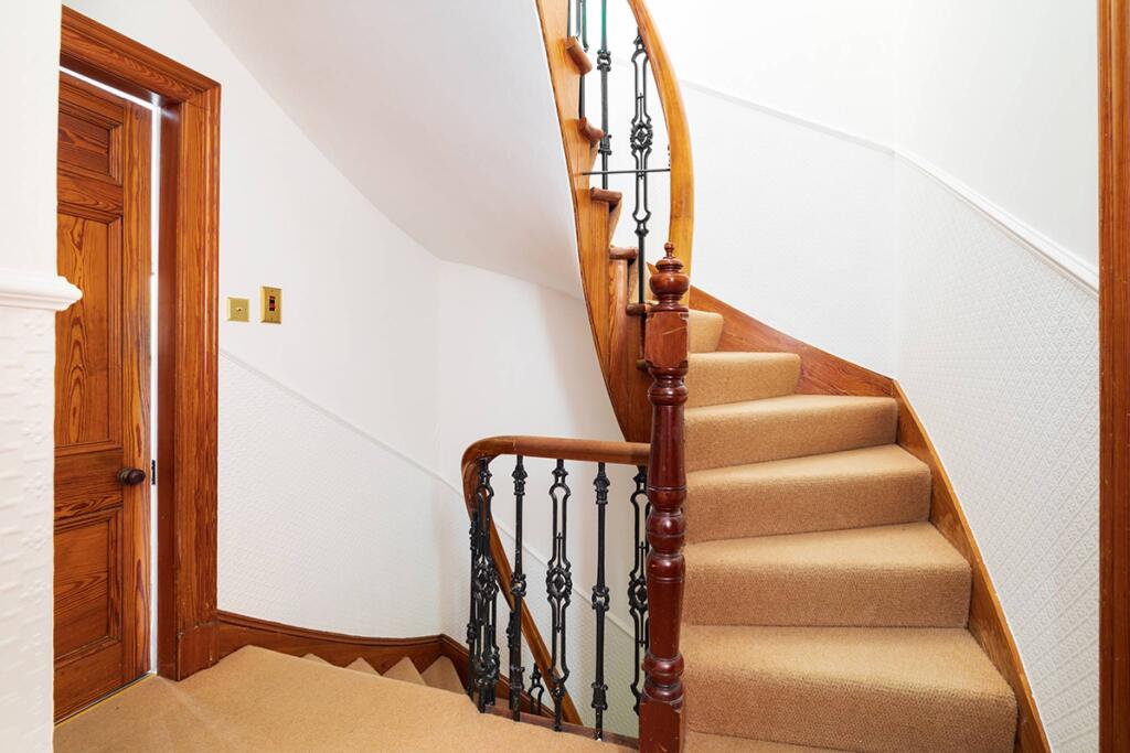 Additional image 14 of 250 Victoria Road, Aberdeen, AB11 9NU