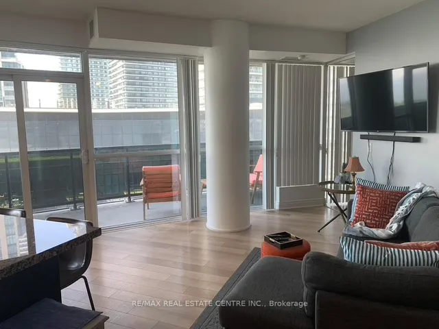Additional image 3 of 80 Marine Parade Dr Unit 1906