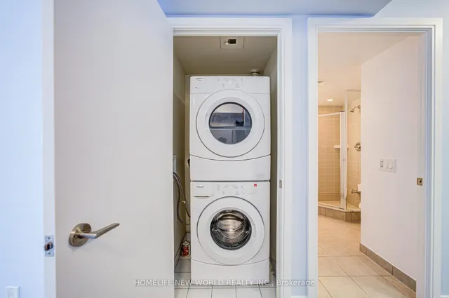 Additional image 33 of 181 Village Green Sq Unit 1815