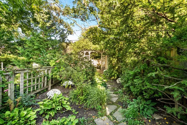 Additional image 49 of 193 Howland Ave