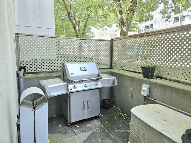 Additional image 26 of 600 Queens Quay Unit 1028