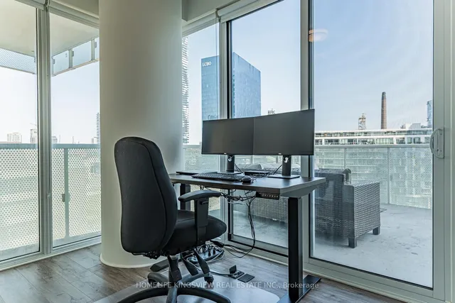 Additional image 27 of 15 Queens Quay Unit 923