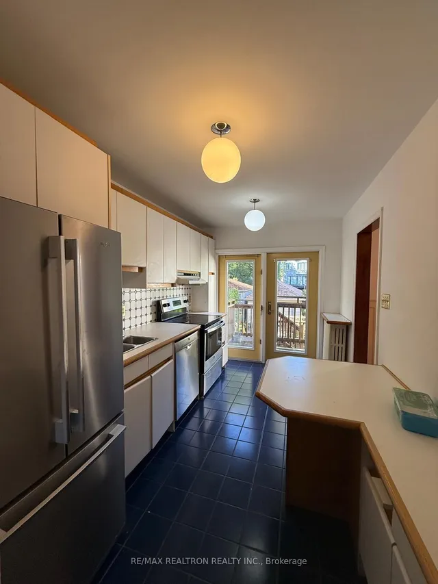 Additional image 17 of 372 St Germain Ave