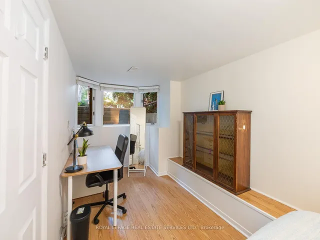 Additional image 34 of 490 Windermere Ave