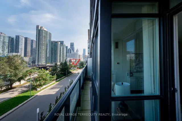 Additional image 29 of 25 Capreol Crt Unit 303