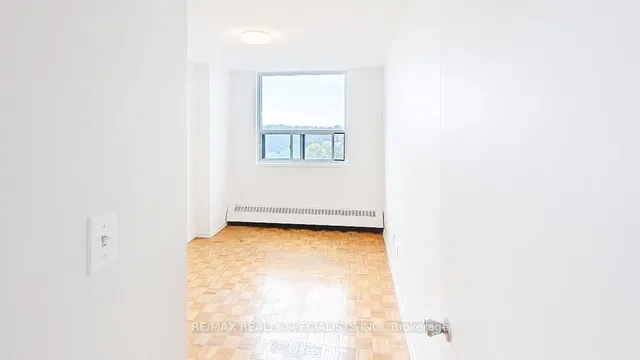 Additional image 16 of 180 Markham Rd Unit 1201