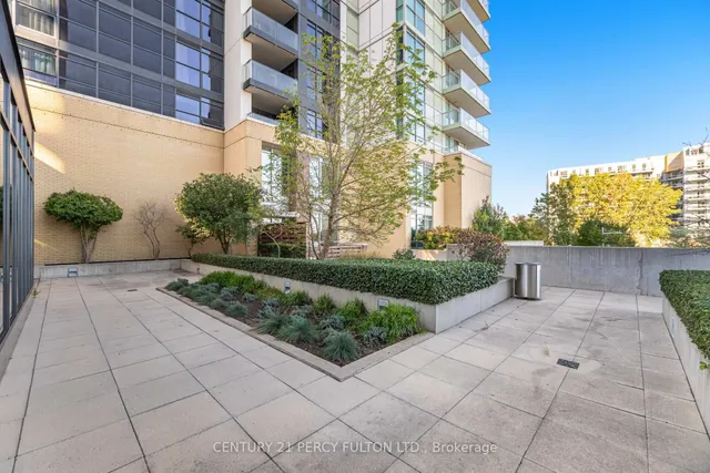 Additional image 34 of 19 Singer Crt Unit 1518