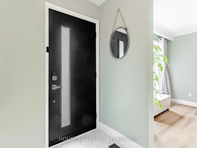 Additional image 3 of 72 Ludstone Dr