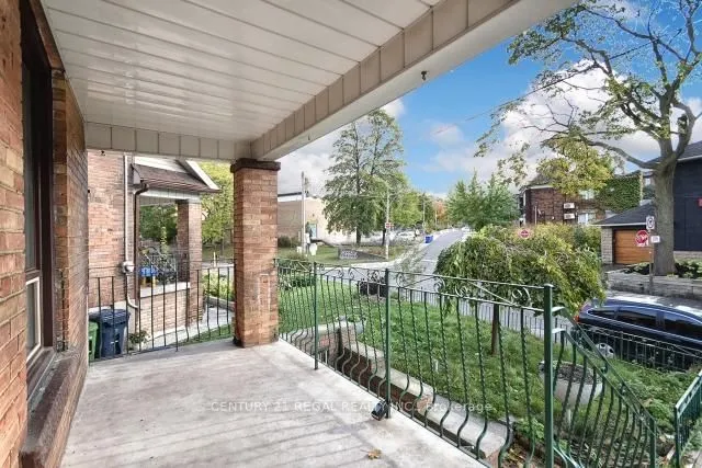 Additional image 9 of 300 Montrose Ave