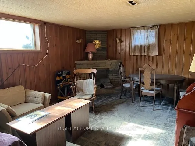 Additional image 6 of 182 FLORA Dr