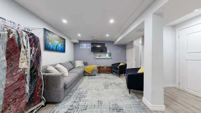 Additional image 36 of 201 Alexmuir Blvd Unit #73